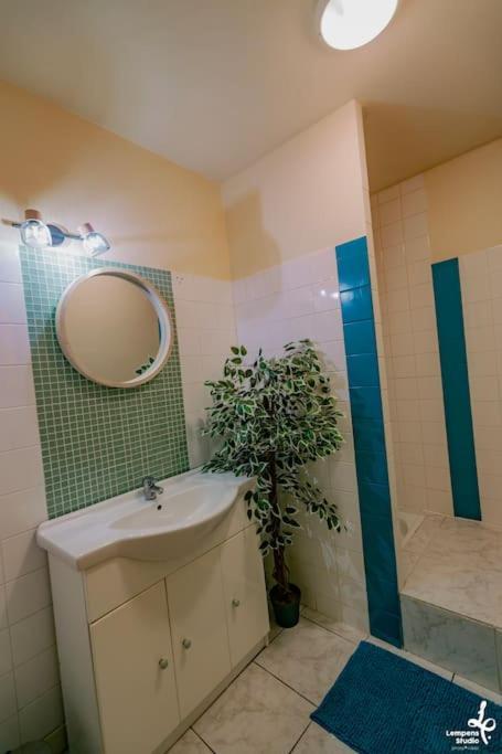 Appartement Romance Florale Труа Экстерьер фото