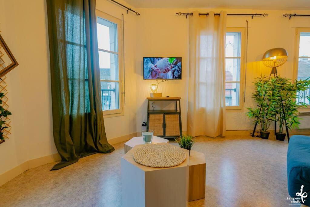 Appartement Romance Florale Труа Экстерьер фото